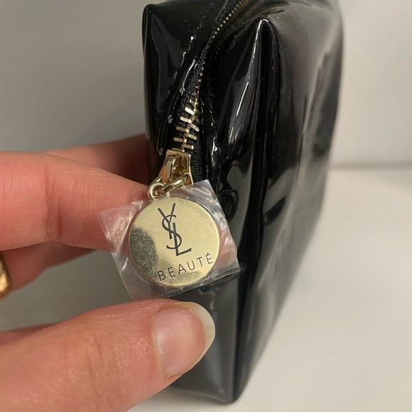 YSL SMALL COSMETIC BAG IN BLACK - Picture 2 of 4